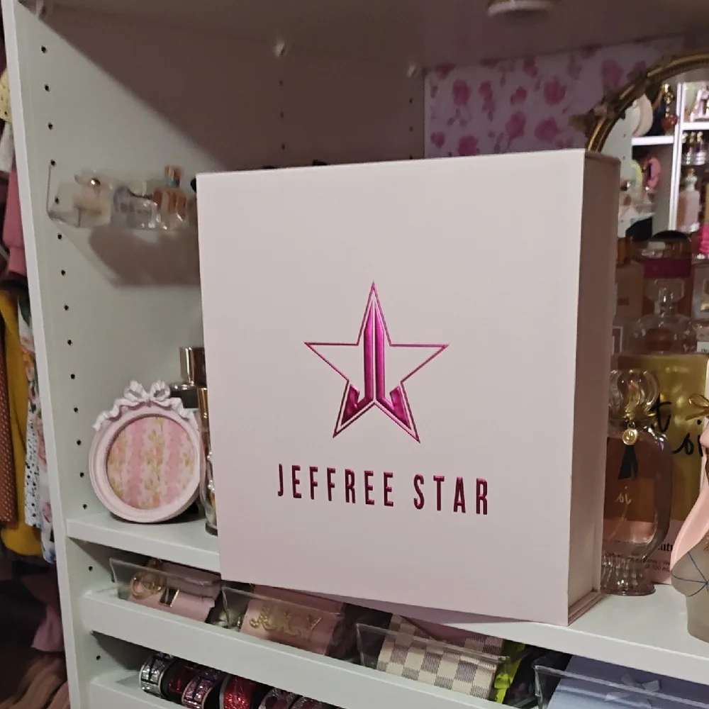 NIB Jeffree Star Tree Topper